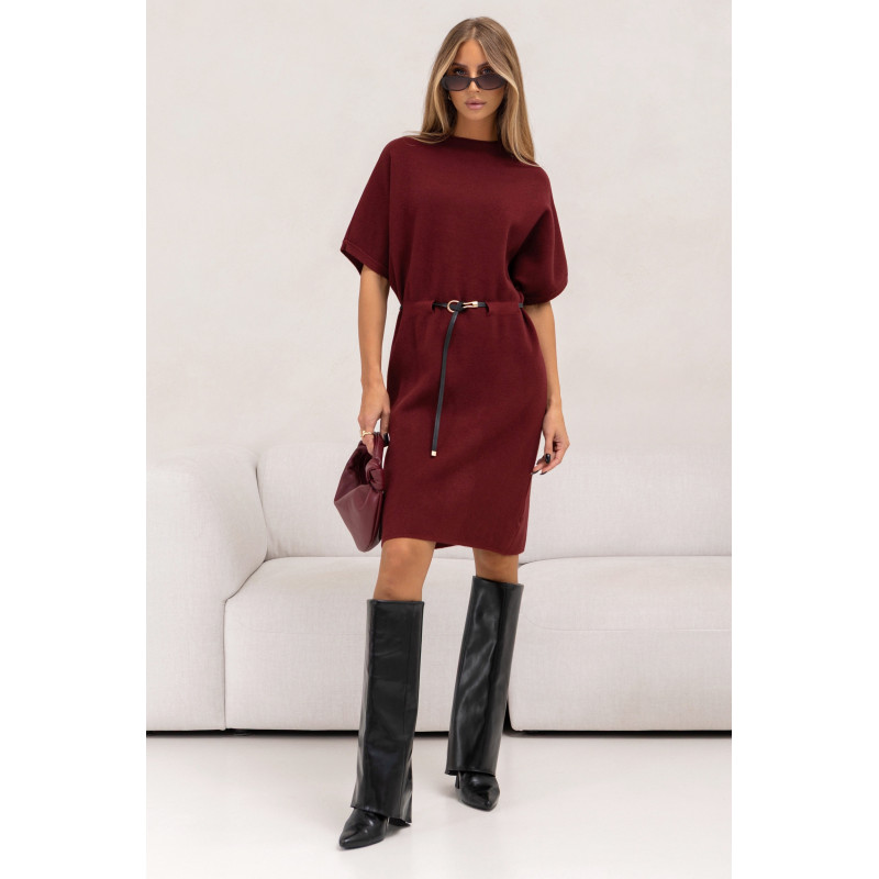 DZIANINOWA SUKIENKA O KROJU KIMONO Z PASKIEM