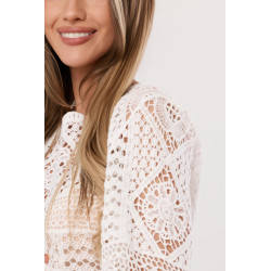 Koronkowa bluzka boho z szerokimi rękawami