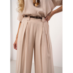 Spodnie z szerokimi nogawkami i zakładkami