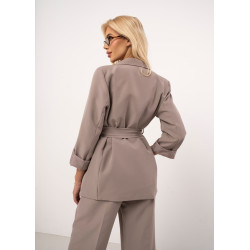 Marynarka oversize z paskiem i podwiniętymi rękawami