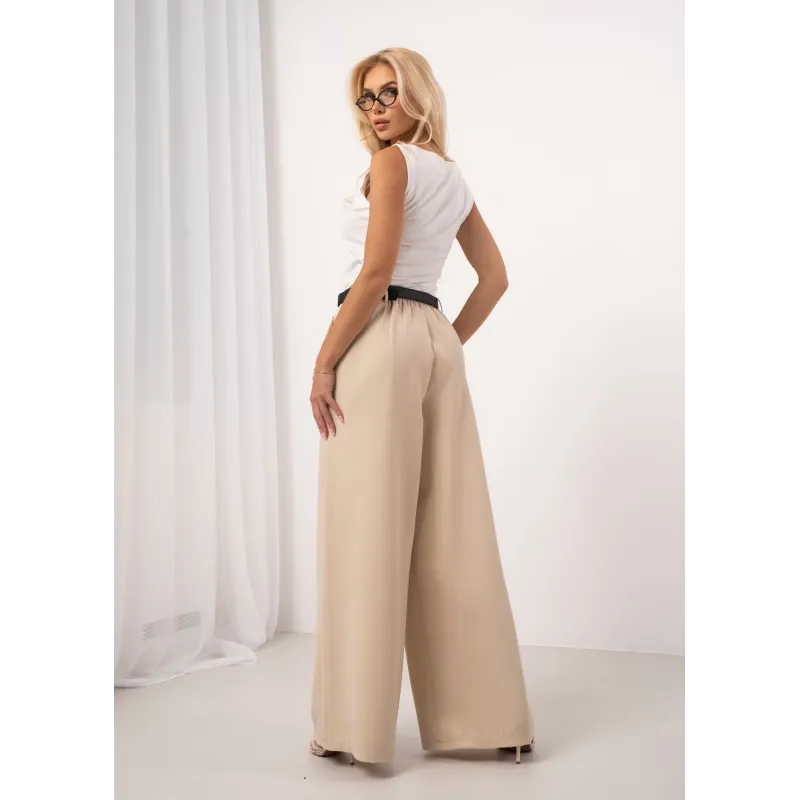 Spodnie typu palazzo z paskiem