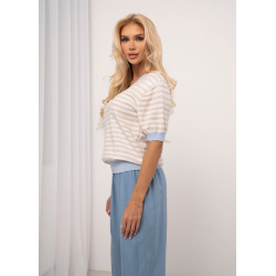 Dzianinowy sweter w paski z aplikacją kwiatową