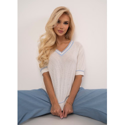 Sweter z dekoltem V i kontrastowym wykończeniem