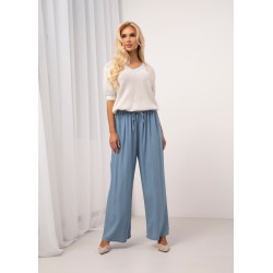 Luźne spodnie jeansowe z gumką i wiązaniem w pasie