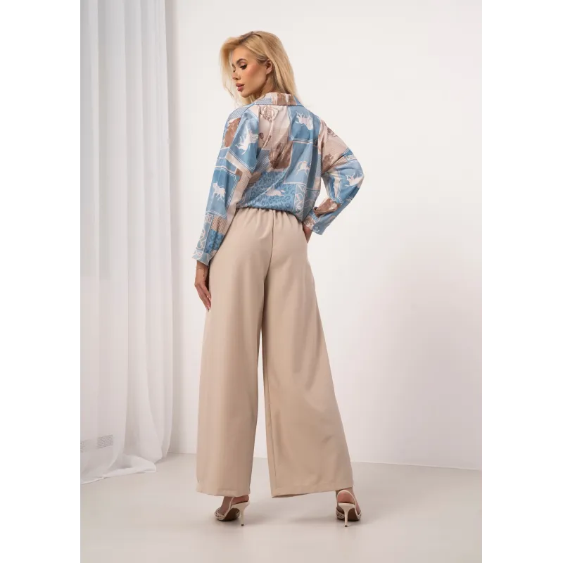 Spodnie typu palazzo z zakładkami i paskiem