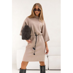 SWETROWA SUKIENKA Z GOLFEM I WIĄZANIEM W TALII