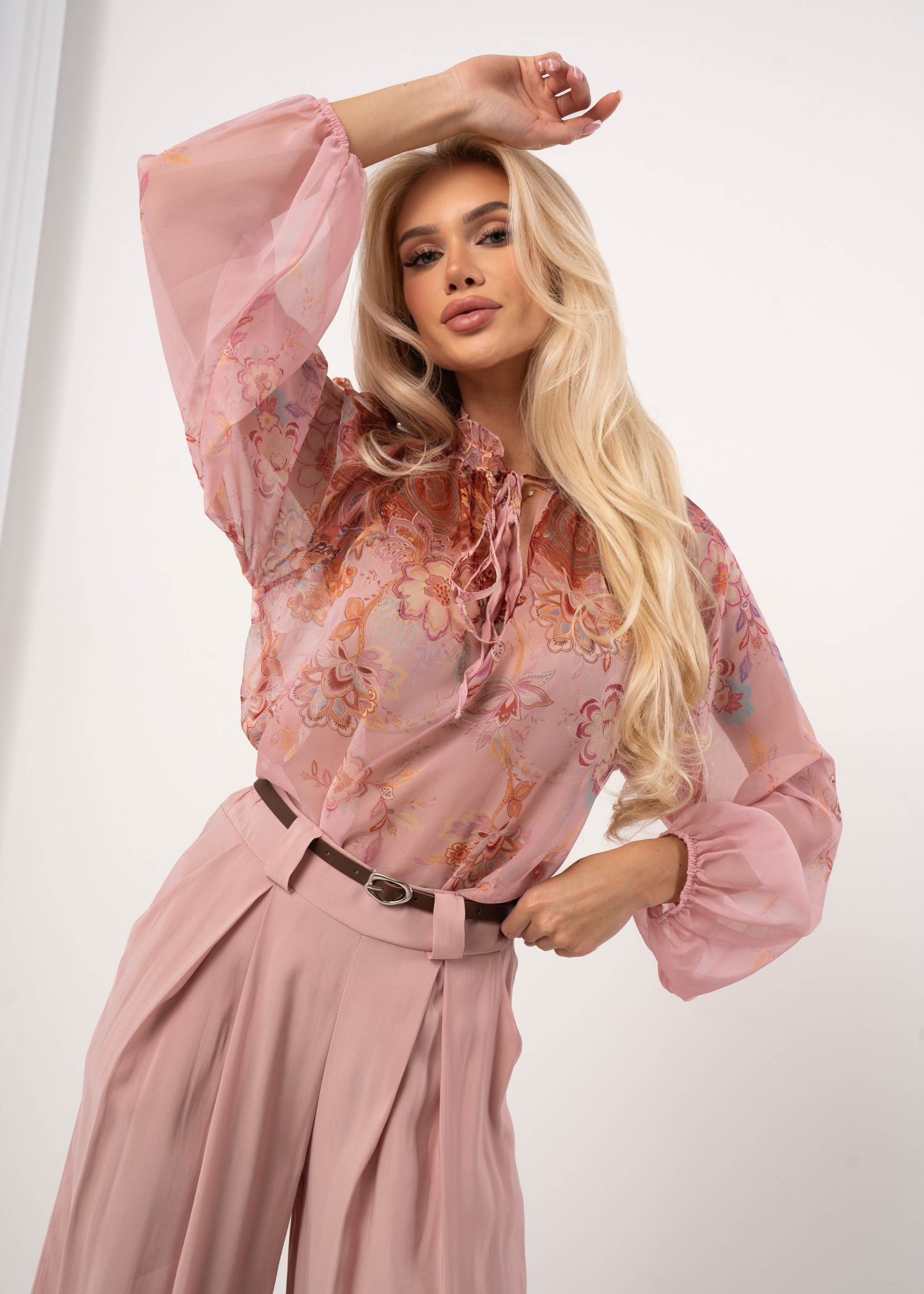 Szyfonowa bluzka w kwiaty