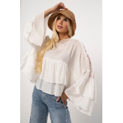 Luźna bluzka boho z szerokimi rękawami i falbanami