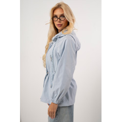 Kurtka przejściowa z kapturem i regulacją w talii