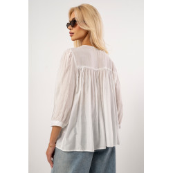 Bluzka boho z haftowanym dekoltem i koronką