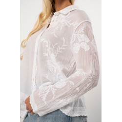 Lekka koszula z haftem i ozdobnym wykończeniem