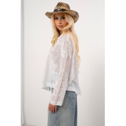 Lekka koszula z haftem i ozdobnym wykończeniem