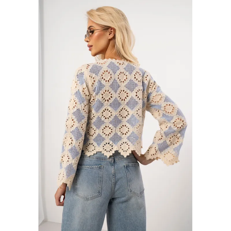Ażurowa bluzka boho z rozszerzanymi rękawami