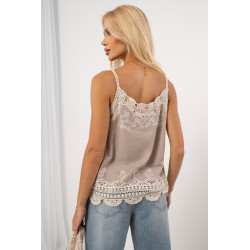 Top na ramiączkach z haftem i falbanką