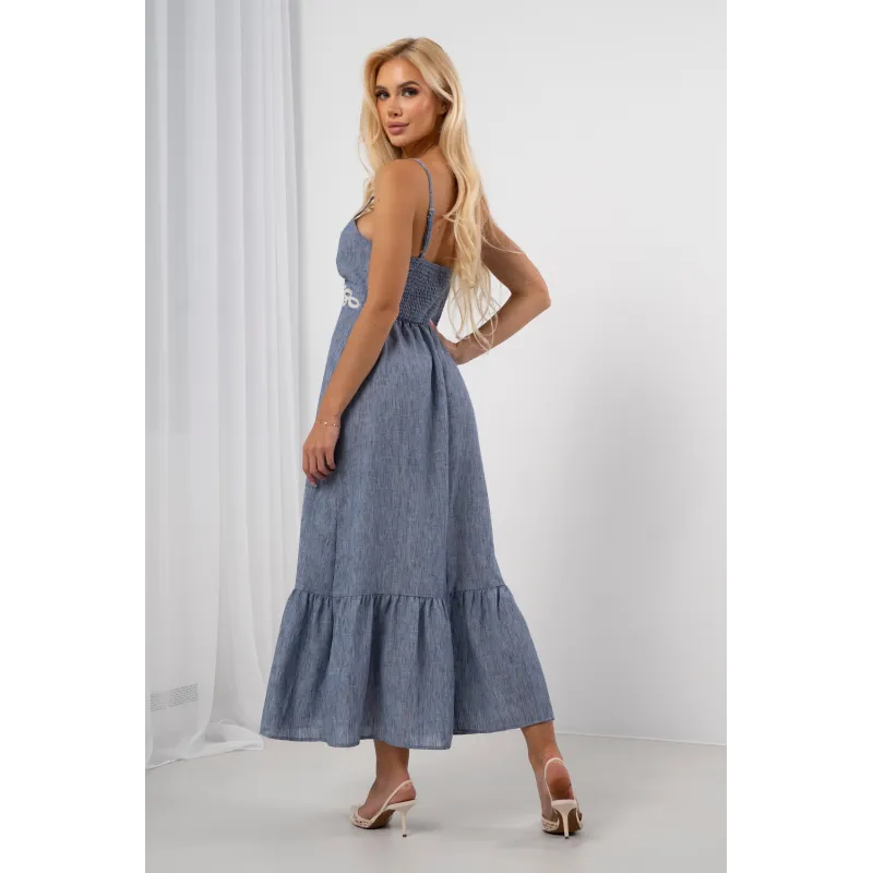 Letnia sukienka maxi z haftem i falbaną u dołu