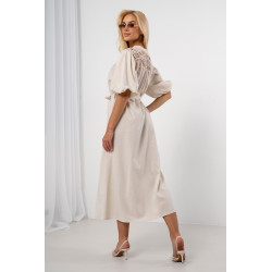 Lniana sukienka midi z haftem i bufiastymi rękawami