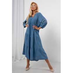 Warstwowa sukienka maxi z falbanami i ozdobnym haftem