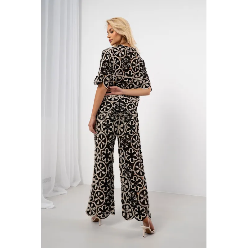 Ażurowy komplet w kwiatowe motywy boho | Hurtownia odzieży damskiej na sztuki