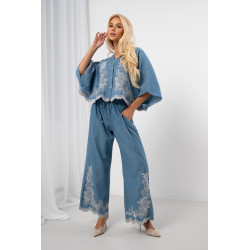 Komplet denim bluzka i spodnie z haftem kwiatowym | Hurt odzieży włoskiej