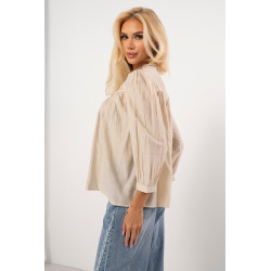 Bluzka z delikatną stójką i ażurowym zdobieniem