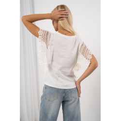 Bluzka z ozdobnymi rękawami z gipiury | Hurtownia odzieży z Włoch