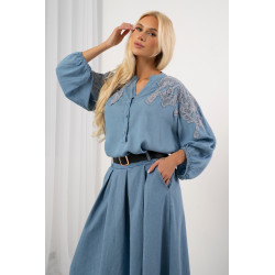 Bluzka z haftowaną gipiurą na ramionach | Hurtownia odzieży damskiej na sztuki