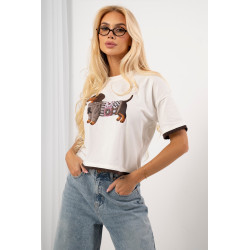 T-shirt z nadrukiem jamnika w ubranku i falowanym brzegiem