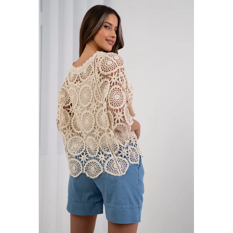 Ażurowa bluzka z ozdobnym splotem