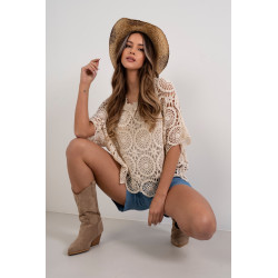 Ażurowa bluzka z ozdobnym splotem