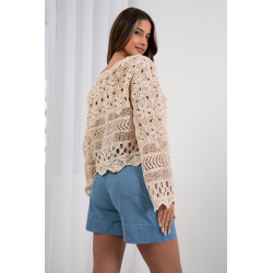 Krótka bluzka boho o szerokim splocie