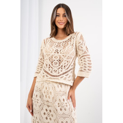 Ażurowa bluzka boho z ozdobnym haftem