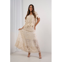 Spódnica maxi w stylu boho w haftowane kwiaty