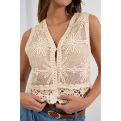 Krótka kamizelka ażurowa z haftem kwiatowym