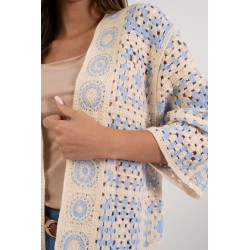 Ażurowy kardigan o luźnym kroju