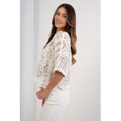 Krótki kardigan boho z kwiatowym haftem
