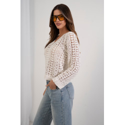 Ażurowy sweter boho o ozdobnym splocie