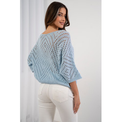Ażurowy sweter o luźnym kroju