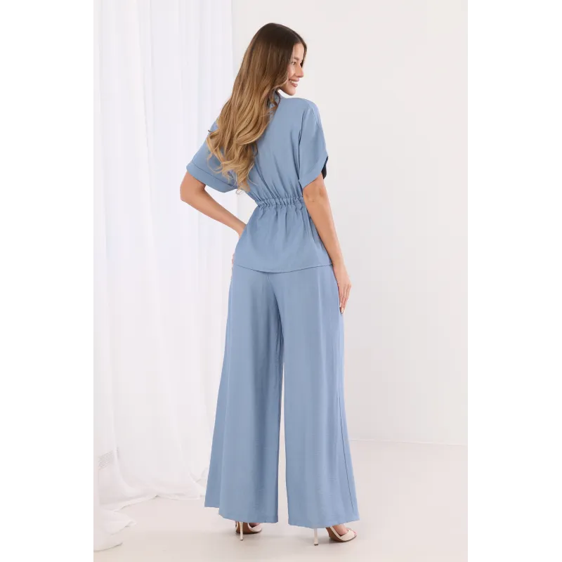 Komplet z koszulą z wiązaniem w talii i szerokimi spodniami