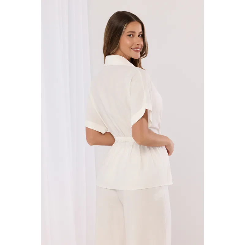 Koszula z regulowaną talią i krótkim rękawem