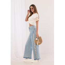 Jeansy wide leg z koronkowym lampasem