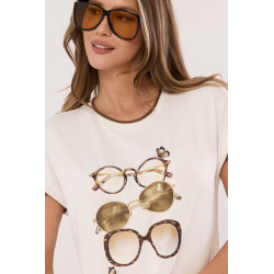 T-shirt z haftowaną lamówką i nadrukiem okularów