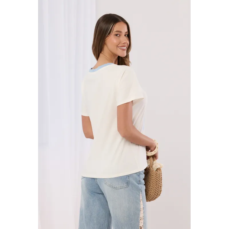 T-shirt z nadrukiem jamnika i ozdobną lamówką przy dekolcie