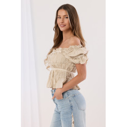 Bluzka z marszczeniami i bufiastymi rękawami