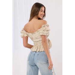 Bluzka z marszczeniami i bufiastymi rękawami