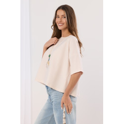 Bluzka oversize z szerokimi rękawami i naszyjnikiem