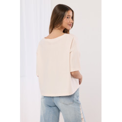 Bluzka oversize z szerokimi rękawami i naszyjnikiem