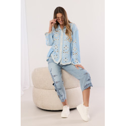 Jeansy z haftem ażurowym i rozcięciami na nogawkach