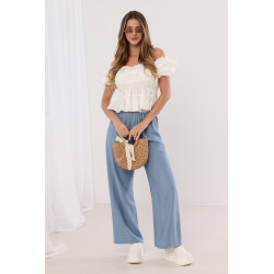 Bluzka z marszczeniami i bufiastymi rękawami