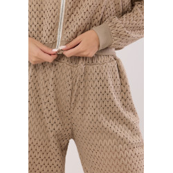 Ażurowy komplet z bluzą na suwak i spodniami