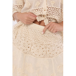 Ażurowy komplet z haftem i aplikacjami florystycznymi